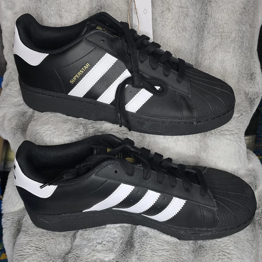 NWB adidas Originals Superstar XLG Core Black White Gold Metallic‎ IG9777 US 14